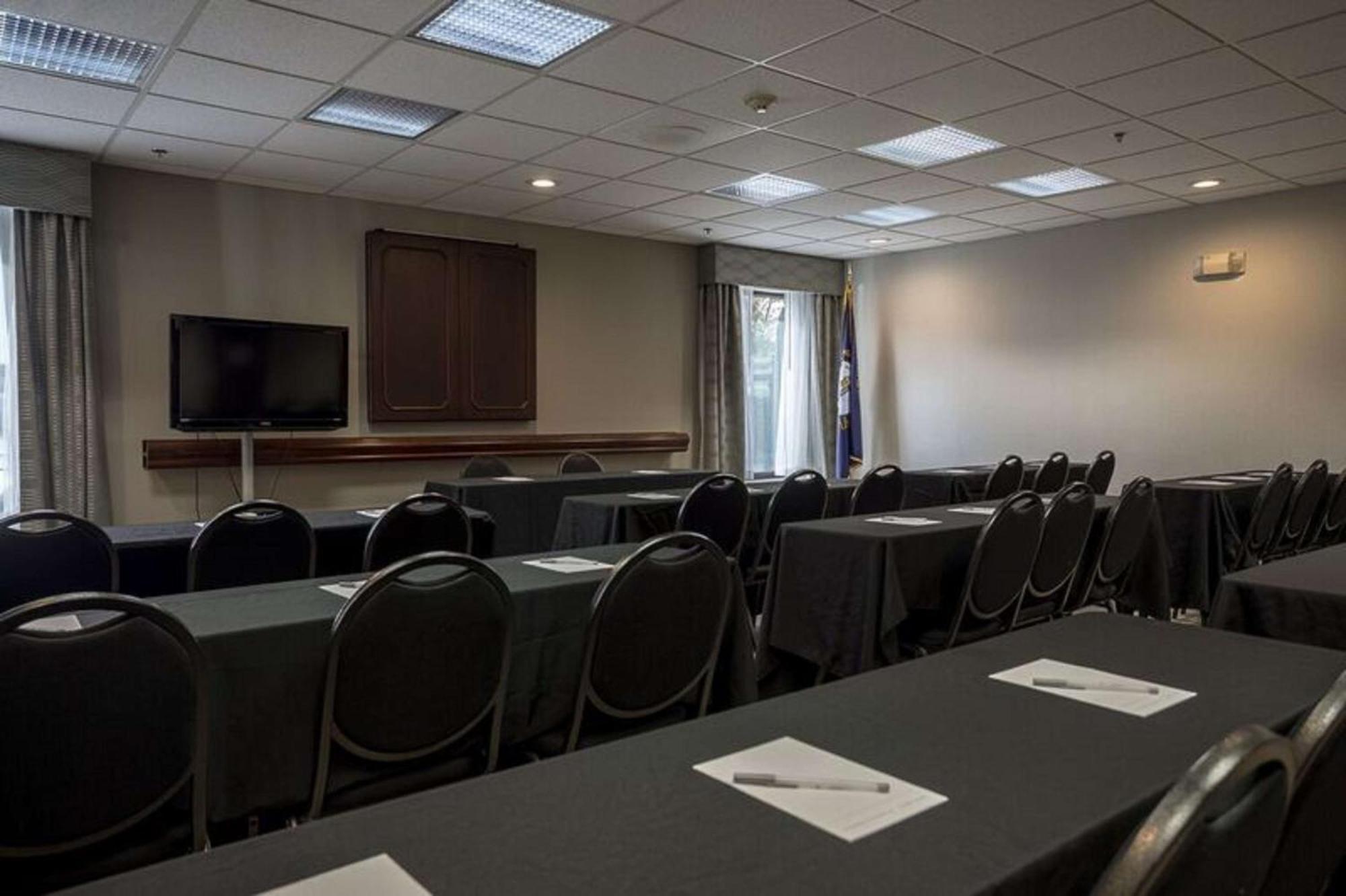 Hampton Inn Somerset Ngoại thất bức ảnh